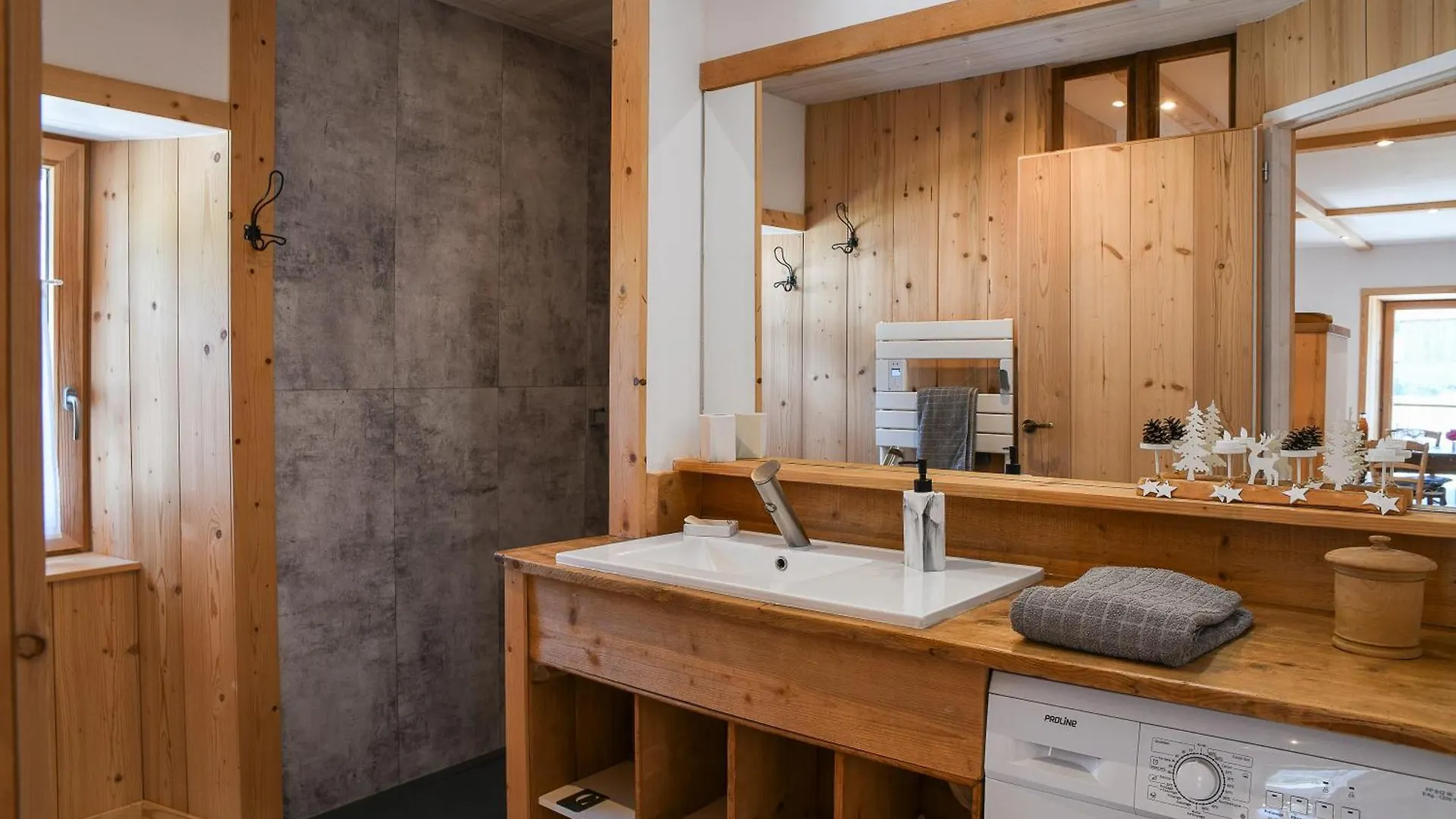 Holiday home Gites Cimeleon Aillon-le-Jeune